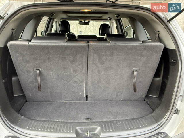 Серый Киа Соренто, объемом двигателя 2.2 л и пробегом 225 тыс. км за 12950 $, фото 48 на Automoto.ua
