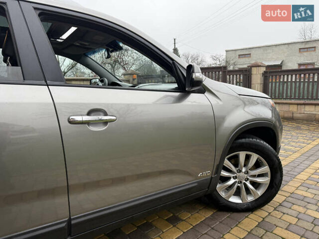 Сірий Кіа Соренто, об'ємом двигуна 2.2 л та пробігом 222 тис. км за 12450 $, фото 23 на Automoto.ua