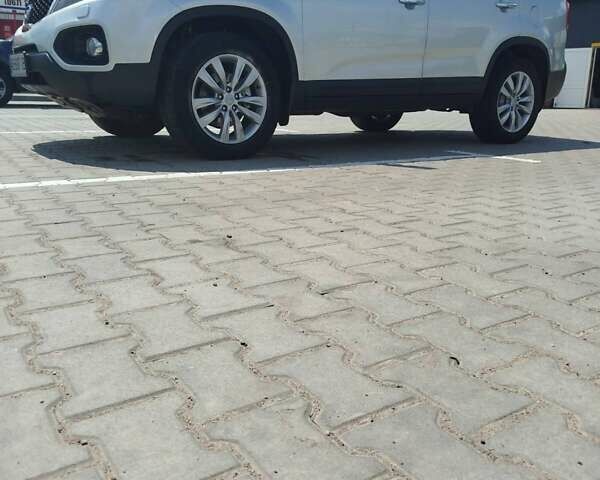 Серый Киа Соренто, объемом двигателя 2.2 л и пробегом 230 тыс. км за 13499 $, фото 1 на Automoto.ua