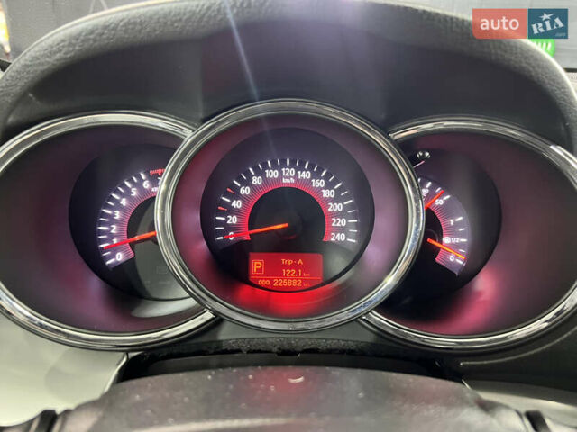 Киа Соренто 2010 в Киеве на Automoto.ua Серый Киа Соренто, объемом двигателя 2.4 л и пробегом 225 тыс. км за 11500 $, фото 37 на Automoto.ua