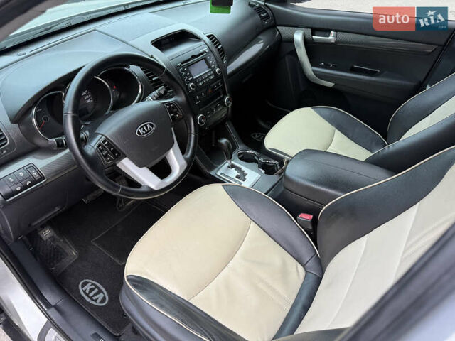 Серый Киа Соренто, объемом двигателя 2.2 л и пробегом 249 тыс. км за 11999 $, фото 23 на Automoto.ua