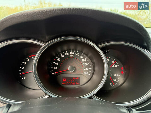 Серый Киа Соренто, объемом двигателя 2.2 л и пробегом 249 тыс. км за 11999 $, фото 24 на Automoto.ua