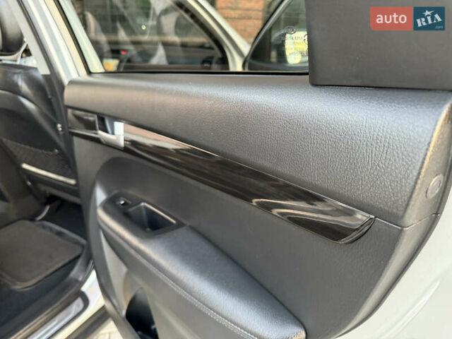 Сірий Кіа Соренто, об'ємом двигуна 2.2 л та пробігом 207 тис. км за 13300 $, фото 81 на Automoto.ua