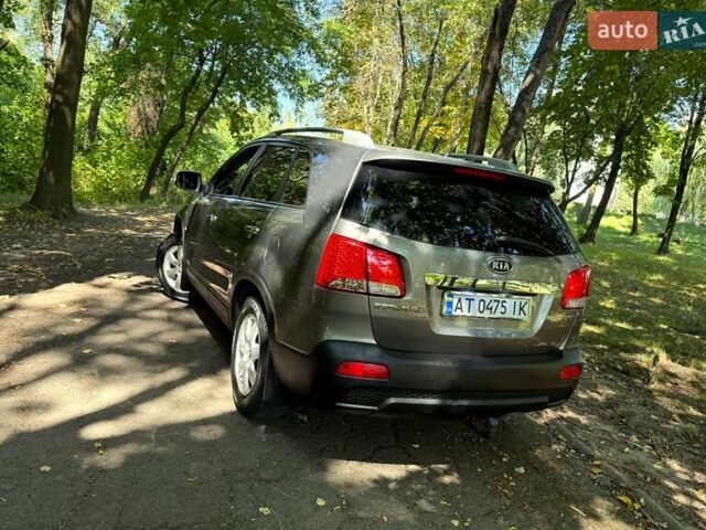 Серый Киа Соренто, объемом двигателя 2.2 л и пробегом 295 тыс. км за 12200 $, фото 13 на Automoto.ua