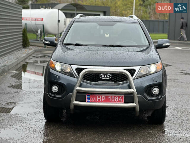 Серый Киа Соренто, объемом двигателя 2.2 л и пробегом 195 тыс. км за 12800 $, фото 1 на Automoto.ua