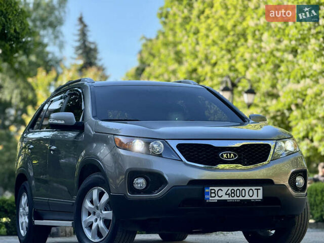 Сірий Кіа Соренто, об'ємом двигуна 2.2 л та пробігом 223 тис. км за 11700 $, фото 4 на Automoto.ua