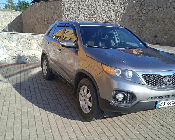 Серый Киа Соренто, объемом двигателя 2.36 л и пробегом 234 тыс. км за 11500 $, фото 1 на Automoto.ua