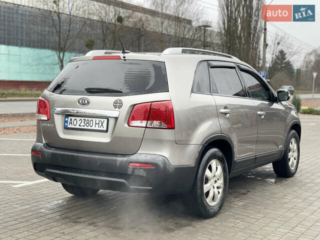 Серый Киа Соренто, объемом двигателя 2.4 л и пробегом 312 тыс. км за 9999 $, фото 6 на Automoto.ua