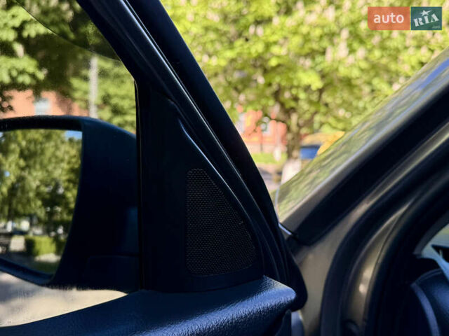 Сірий Кіа Соренто, об'ємом двигуна 2.2 л та пробігом 223 тис. км за 11700 $, фото 44 на Automoto.ua
