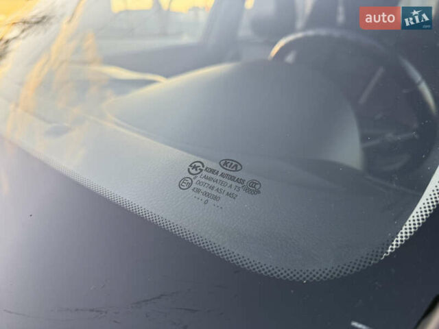 Сірий Кіа Соренто, об'ємом двигуна 2.2 л та пробігом 207 тис. км за 13300 $, фото 38 на Automoto.ua