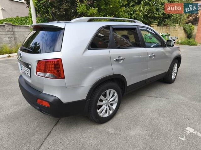 Серый Киа Соренто, объемом двигателя 2.4 л и пробегом 137 тыс. км за 11999 $, фото 8 на Automoto.ua