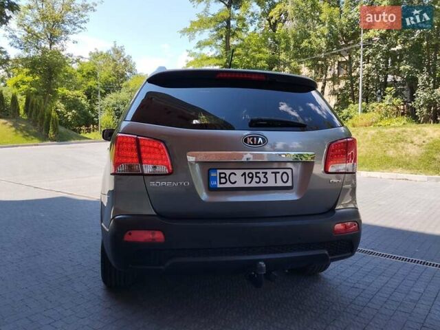 Серый Киа Соренто, объемом двигателя 2.2 л и пробегом 253 тыс. км за 11500 $, фото 5 на Automoto.ua