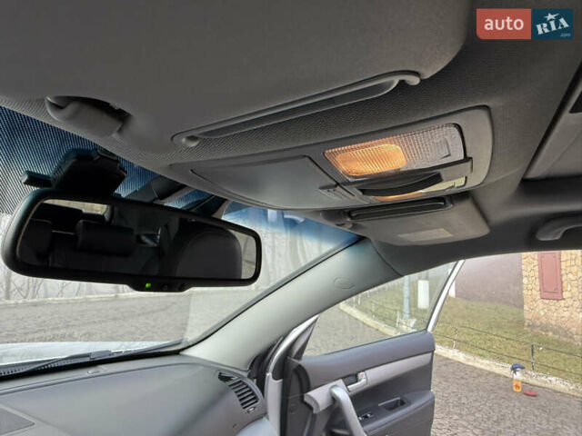 Серый Киа Соренто, объемом двигателя 2.2 л и пробегом 225 тыс. км за 12950 $, фото 40 на Automoto.ua