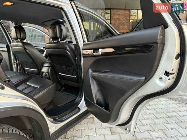 Сірий Кіа Соренто, об'ємом двигуна 2.2 л та пробігом 207 тис. км за 13300 $, фото 65 на Automoto.ua