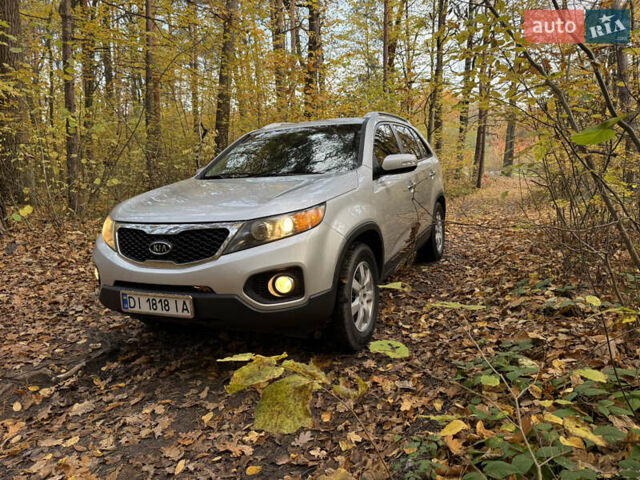 Киа Соренто 2010 в Львове на Automoto.ua Серый Киа Соренто, объемом двигателя 2.36 л и пробегом 190 тыс. км за 9500 $, фото 15 на Automoto.ua