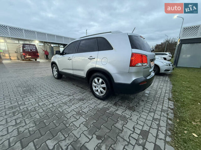 Киа Соренто 2010 в Львове на Automoto.ua Серый Киа Соренто, объемом двигателя 2.36 л и пробегом 190 тыс. км за 9500 $, фото 35 на Automoto.ua