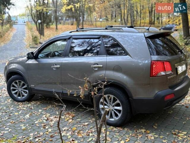 Киа Соренто 2011 в Львове на Automoto.ua Серый Киа Соренто, объемом двигателя 2.2 л и пробегом 280 тыс. км за 12999 $, фото 46 на Automoto.ua