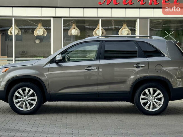 Сірий Кіа Соренто, об'ємом двигуна 2.2 л та пробігом 122 тис. км за 13999 $, фото 23 на Automoto.ua