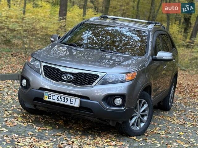 Серый Киа Соренто, объемом двигателя 2.2 л и пробегом 280 тыс. км за 12300 $, фото 2 на Automoto.ua