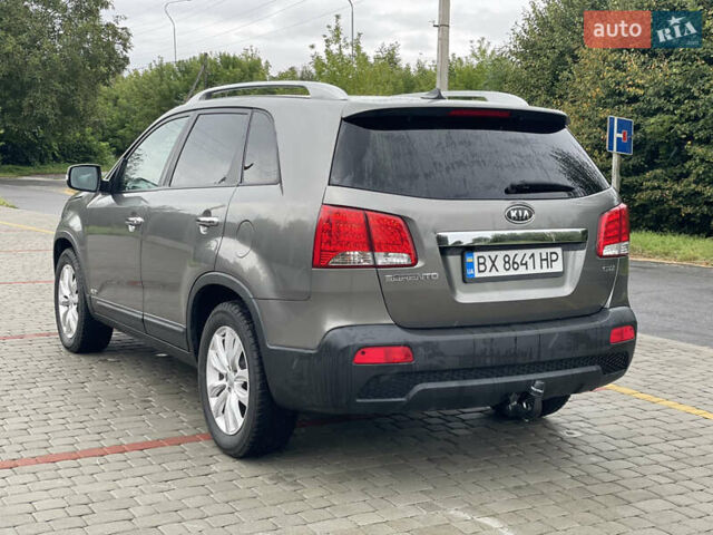 Серый Киа Соренто, объемом двигателя 2.2 л и пробегом 270 тыс. км за 13200 $, фото 11 на Automoto.ua
