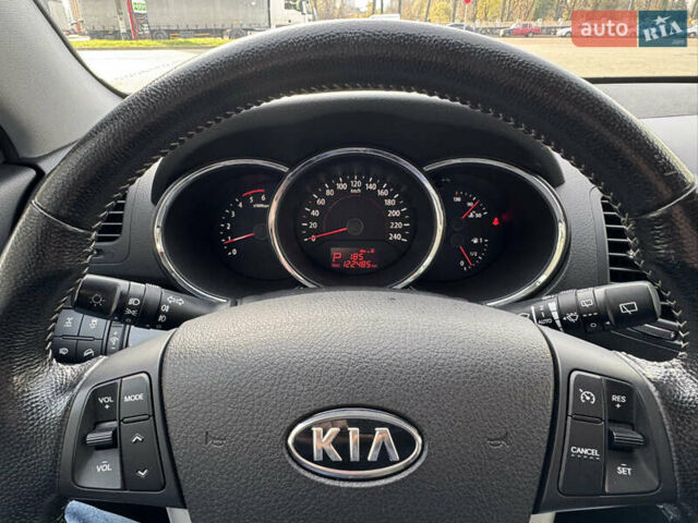 Сірий Кіа Соренто, об'ємом двигуна 2.2 л та пробігом 122 тис. км за 13999 $, фото 47 на Automoto.ua