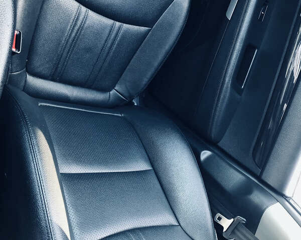 Сірий Кіа Соренто, об'ємом двигуна 2 л та пробігом 250 тис. км за 14000 $, фото 4 на Automoto.ua
