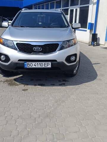 Серый Киа Соренто, объемом двигателя 2.2 л и пробегом 229 тыс. км за 13000 $, фото 4 на Automoto.ua