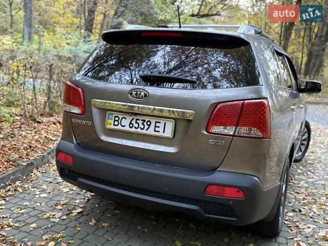 Киа Соренто 2011 в Львове на Automoto.ua Серый Киа Соренто, объемом двигателя 2.2 л и пробегом 280 тыс. км за 12999 $, фото 38 на Automoto.ua