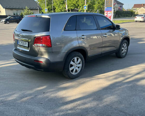 Серый Киа Соренто, объемом двигателя 2.36 л и пробегом 311 тыс. км за 9900 $, фото 3 на Automoto.ua