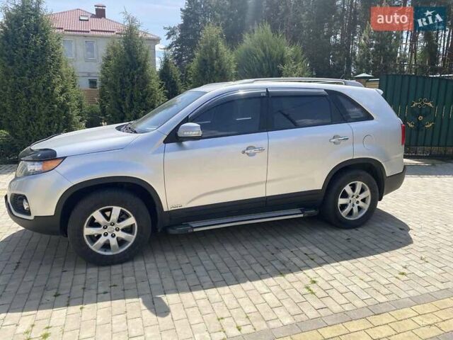 Серый Киа Соренто, объемом двигателя 2.36 л и пробегом 198 тыс. км за 11600 $, фото 7 на Automoto.ua