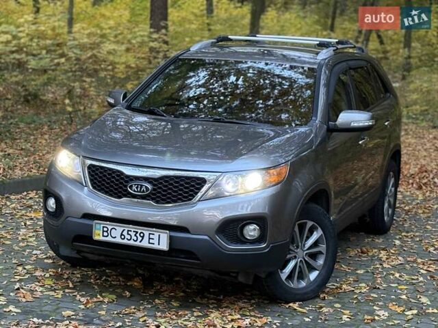 Киа Соренто 2011 в Львове на Automoto.ua Серый Киа Соренто, объемом двигателя 2.2 л и пробегом 280 тыс. км за 12999 $, фото 39 на Automoto.ua