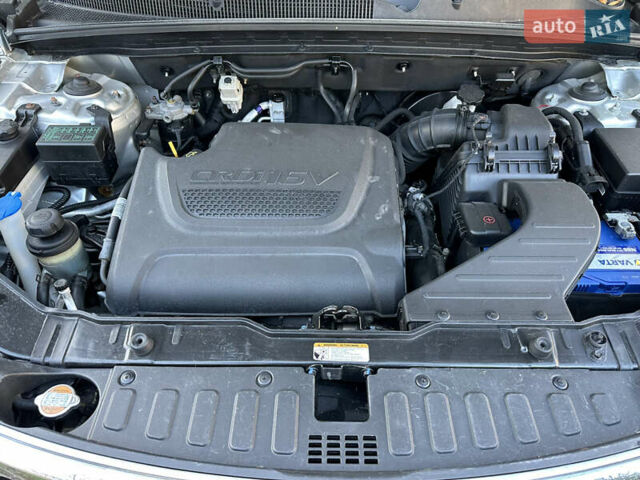 Серый Киа Соренто, объемом двигателя 2.2 л и пробегом 240 тыс. км за 12950 $, фото 36 на Automoto.ua