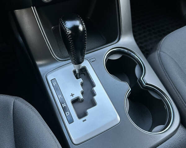 Серый Киа Соренто, объемом двигателя 2.2 л и пробегом 240 тыс. км за 12950 $, фото 19 на Automoto.ua