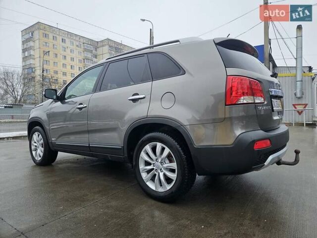 Серый Киа Соренто, объемом двигателя 2.2 л и пробегом 209 тыс. км за 13300 $, фото 5 на Automoto.ua