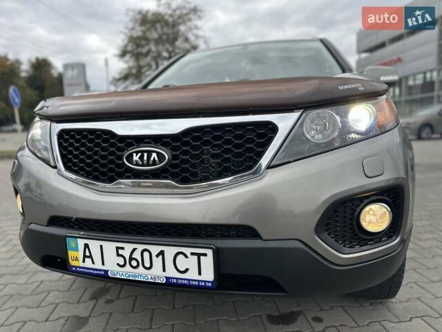 Серый Киа Соренто, объемом двигателя 2.2 л и пробегом 232 тыс. км за 12800 $, фото 26 на Automoto.ua