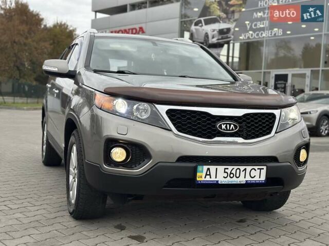 Серый Киа Соренто, объемом двигателя 2.2 л и пробегом 232 тыс. км за 12800 $, фото 5 на Automoto.ua