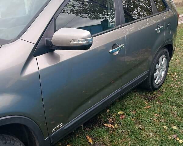 Сірий Кіа Соренто, об'ємом двигуна 2.36 л та пробігом 257 тис. км за 10200 $, фото 21 на Automoto.ua