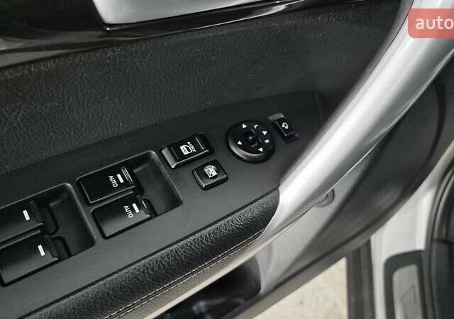 Сірий Кіа Соренто, об'ємом двигуна 2.2 л та пробігом 225 тис. км за 13450 $, фото 33 на Automoto.ua