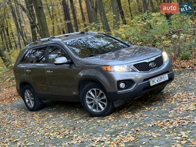 Киа Соренто 2011 в Львове на Automoto.ua Серый Киа Соренто, объемом двигателя 2.2 л и пробегом 280 тыс. км за 12999 $, фото 54 на Automoto.ua