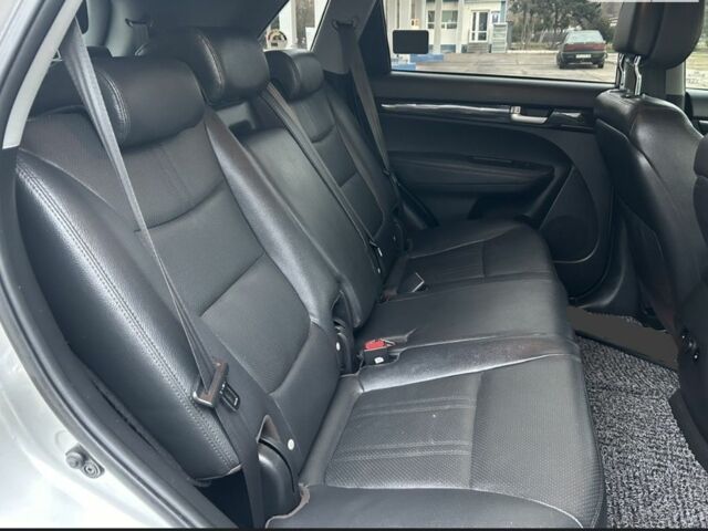 Сірий Кіа Соренто, об'ємом двигуна 2.2 л та пробігом 175 тис. км за 15000 $, фото 15 на Automoto.ua