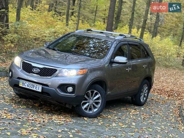 Киа Соренто 2011 в Львове на Automoto.ua Серый Киа Соренто, объемом двигателя 2.2 л и пробегом 280 тыс. км за 12999 $, фото 40 на Automoto.ua