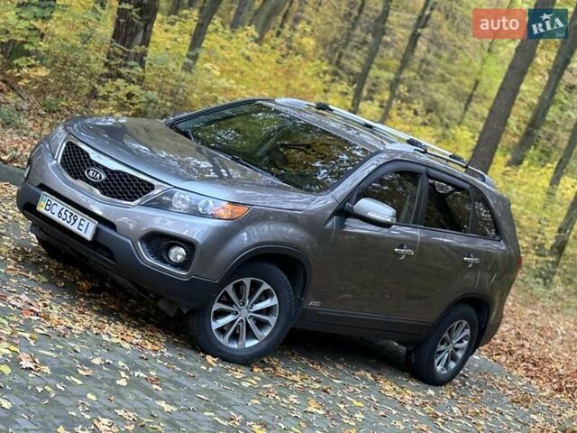 Киа Соренто 2011 в Львове на Automoto.ua Серый Киа Соренто, объемом двигателя 2.2 л и пробегом 280 тыс. км за 12999 $, фото 8 на Automoto.ua