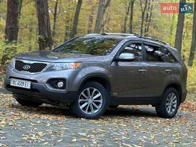 Киа Соренто 2011 в Львове на Automoto.ua Серый Киа Соренто, объемом двигателя 2.2 л и пробегом 280 тыс. км за 12999 $, фото 9 на Automoto.ua