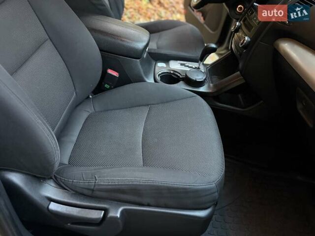 Серый Киа Соренто, объемом двигателя 2.2 л и пробегом 280 тыс. км за 12300 $, фото 61 на Automoto.ua