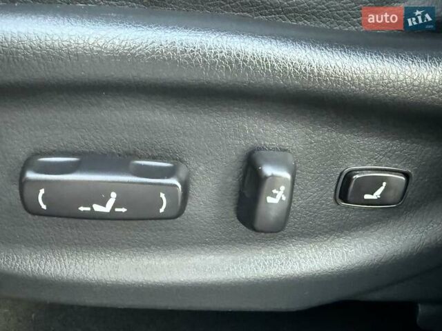 Сірий Кіа Соренто, об'ємом двигуна 2.36 л та пробігом 240 тис. км за 11800 $, фото 47 на Automoto.ua