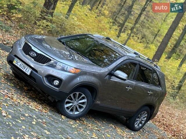 Киа Соренто 2011 в Львове на Automoto.ua Серый Киа Соренто, объемом двигателя 2.2 л и пробегом 280 тыс. км за 12999 $, фото 7 на Automoto.ua