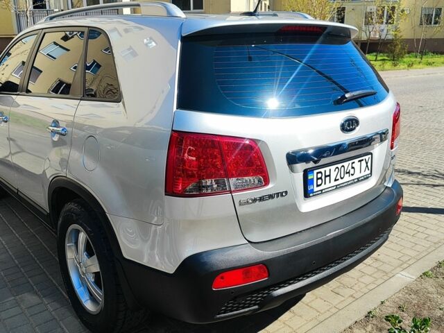 Сірий Кіа Соренто, об'ємом двигуна 2.2 л та пробігом 175 тис. км за 15000 $, фото 1 на Automoto.ua