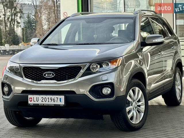 Сірий Кіа Соренто, об'ємом двигуна 2.2 л та пробігом 122 тис. км за 13999 $, фото 9 на Automoto.ua