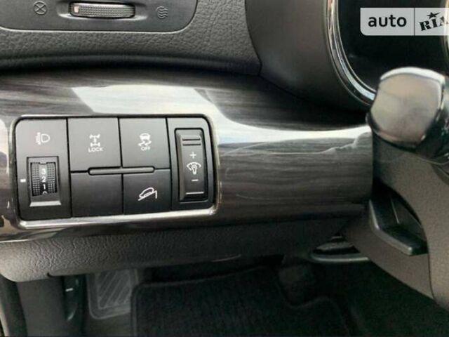 Серый Киа Соренто, объемом двигателя 2.2 л и пробегом 229 тыс. км за 13000 $, фото 13 на Automoto.ua