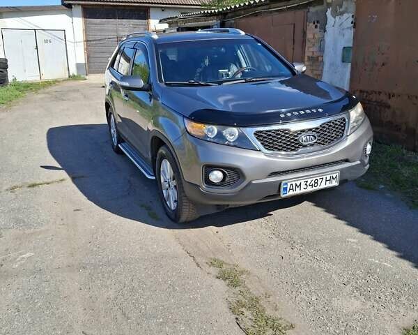 Сірий Кіа Соренто, об'ємом двигуна 2.4 л та пробігом 215 тис. км за 10500 $, фото 22 на Automoto.ua